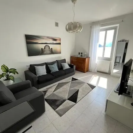 La Casa Di Giulia Apartamento Varenna